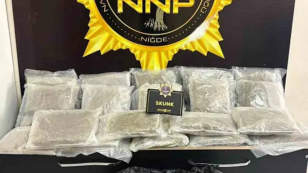 Niğde'de narkotik operasyon - 10 kilo yakalandı!