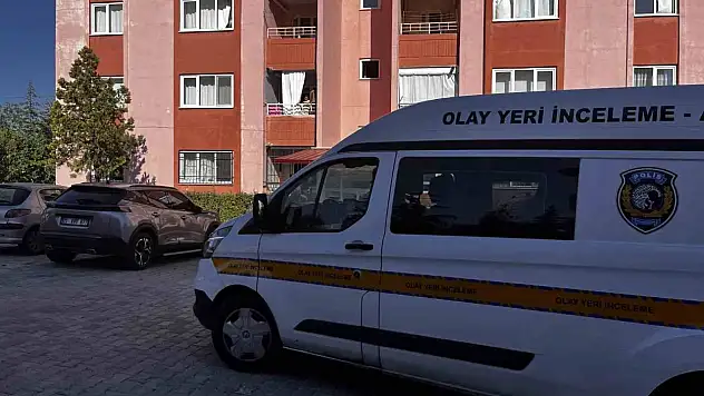 Niğde'de 3. kattan düşen çocuk ağır yaralandı