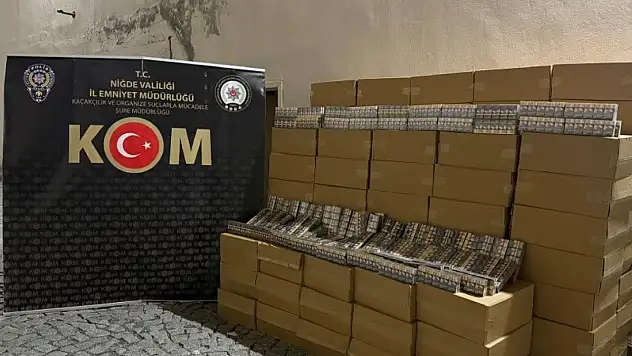 Niğde'de binlerce paket kaçak sigara ele geçirildi