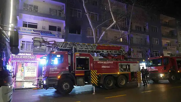 Niğde'de çıkan ofis yangını kontrol altına alındı