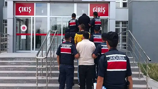Niğde'de polis ve jandarma düğmeye bastı! 32 bin araç denetlendi