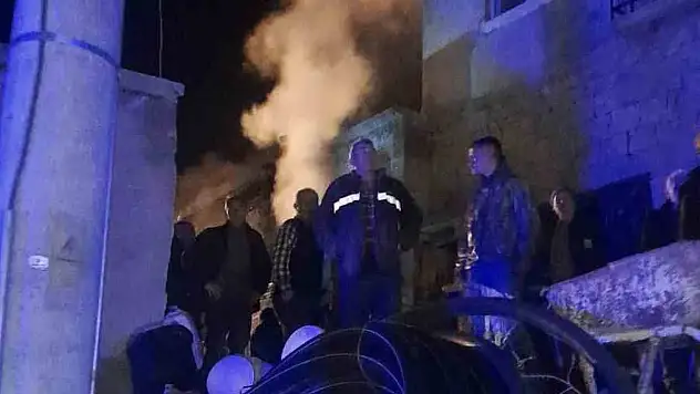 Niğde'de devrilen soba yangına yol açtı: 1 kişi yaralandı