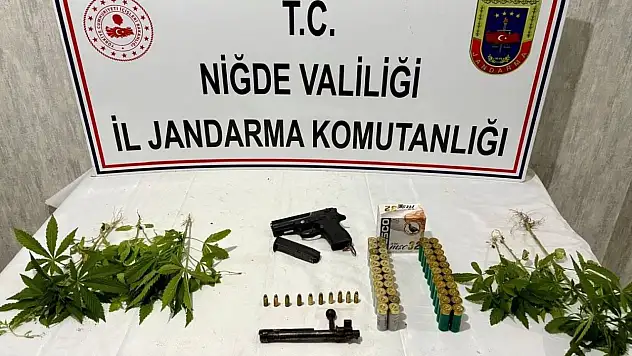 Jandarmadan uyuşturucu ve ruhsatsız silah operasyonu