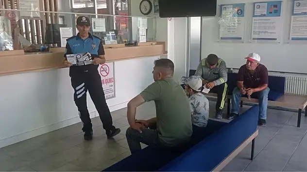 Niğde'de polis, vatandaşları dolandırıcılık ve hırsızlığa karşı bilgilendirdi!