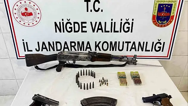 Niğde'de ruhsatsız silah operasyonu!