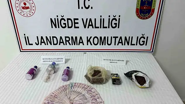 Uyuşturucu madde ve nakit paraya el konuldu