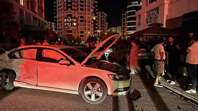Niğde'de zincirleme kaza: Sürücü olay yerinden kaçtı!