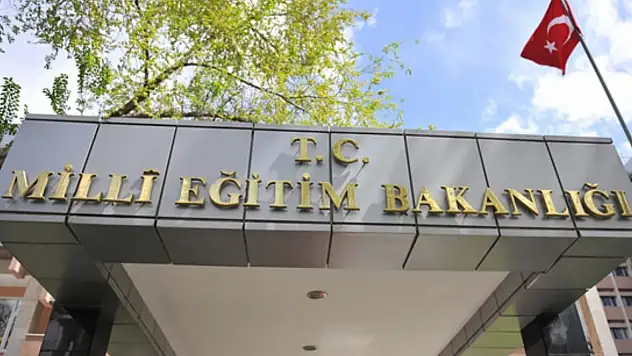 Öğrenci kayıt ve nakillerinde sorun yaşayan velilere MEB'den destek