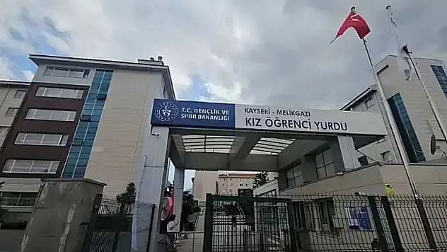 Öğrencilerin beklediği haber geldi: Yurt başvuruları başladı!