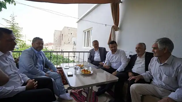 Okandan, teşkilat mensubunun acısını paylaştı