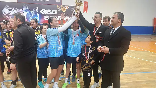 Okul Sporları Futsal Yıldızlar İl Birinciliği müsabakaları sona erdi