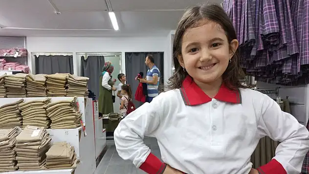 Okullarda üniforma zorunluluğu geri mi geliyor?