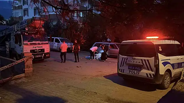 Tartıştığı eşini vurup yaşamına son verdi