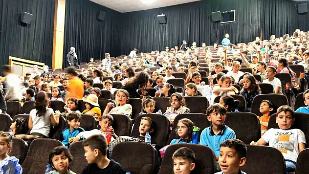 Onikişubat Belediyesi'nden kırsaldaki öğrencilere unutulmaz hediye!