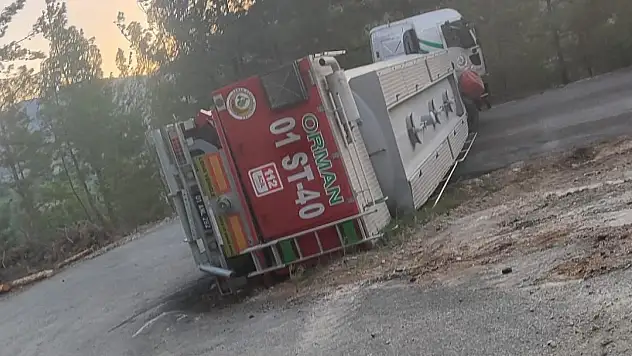 Yangınına müdahaleden dönen su tankeri devrildi!