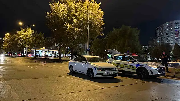 Üniversite öğrencisine otomobil çarptı: Ağır yaralı