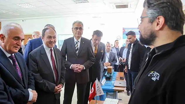 Özdemir'den meslek lisesi açıklaması