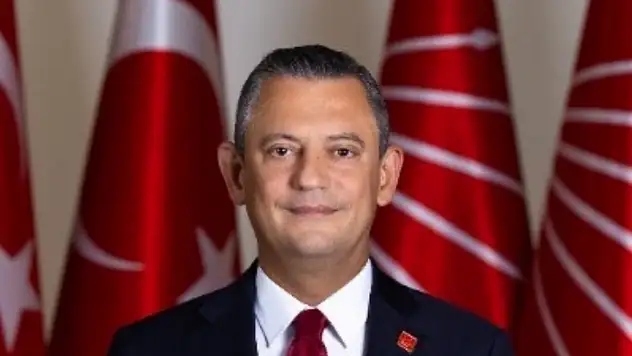 Özgür Özel duyurdu: İlk imza Kayseri'den geldi