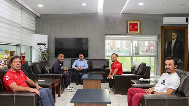 Paralimpik Milli Halterci Çağdaş Kaya'ya Şampiyona öncesi destek