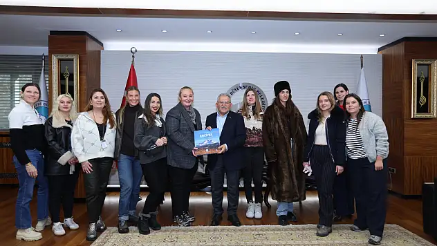 Paris'ten gelen gazeteci ve Influencerlar Kayseri'yi keşfetti