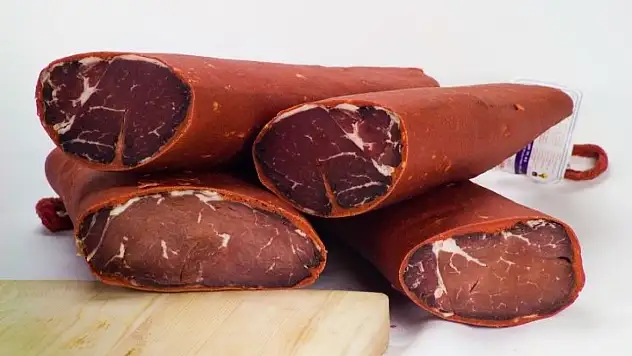 Pastırma yazında pastırma nasıl yapılır? Çemeninden kurutmasına tüm aşamalar