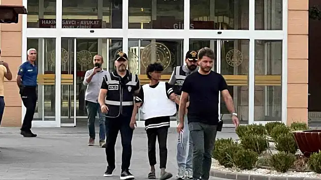 Silah ve mermi çalmıştı, tutuklandı