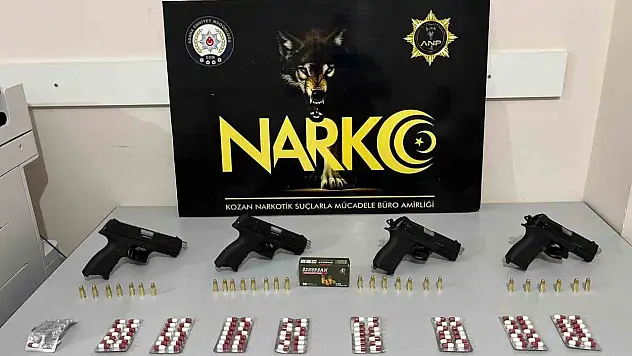 Kozan'da polis uyarı ateşiyle durdurdu: Araçtan cephanelik çıktı