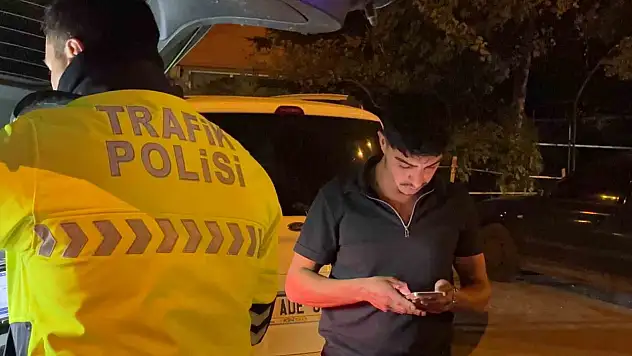 Kayseri'de Polisin üzerine araç sürerek kaçtı, 'dava açarım' diyerek tehdit etti: Yüzbinlerce liralık ceza kesildi!
