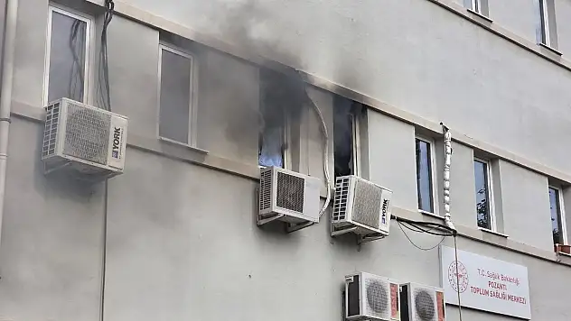 Pozantı Aile Sağlığı Merkezi'nde yangın çıktı