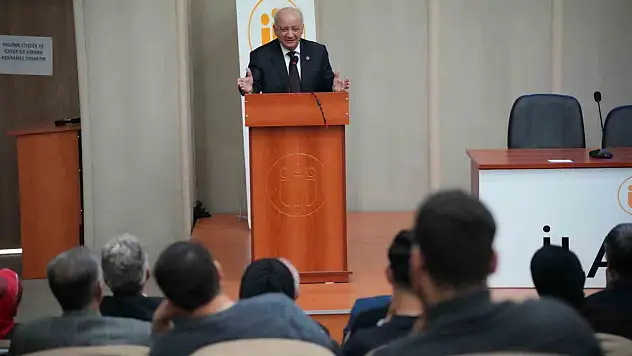 Türk irfan geleneğinin tarihsel izleri anlatıldı! Prof. Dr. Durmuş Boztuğ...