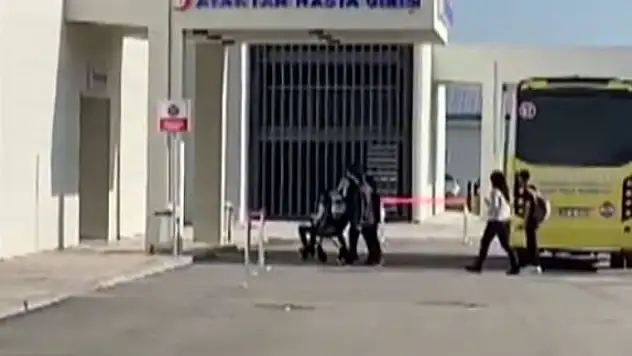 Otobüste rahatsızlanan yolcu hastaneye ulaştırıldı