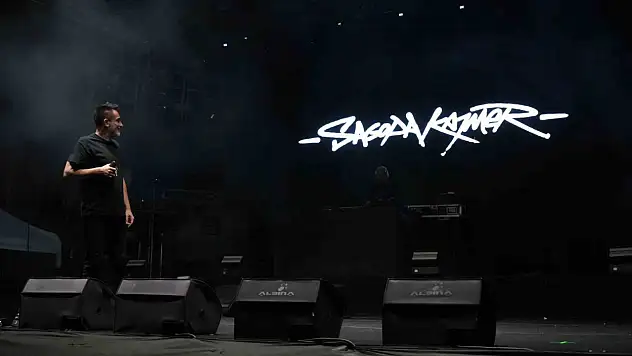 Sagopa Kajmer Niğde'de unutulmaz konser