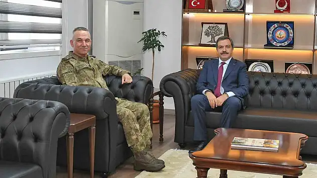 Malatya'da 2. Ordu Komutanlığına üst düzey ziyaret!