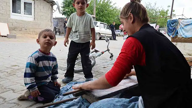 Adana'da Roman annelerin renkli Anneler Günü