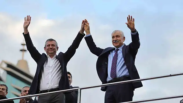 Rüşvetten ceza alan Başkan Karalar'a halktan tepki: 'Rüşvet alan cezasını çeker'