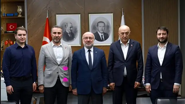 Saadet Partisi heyeti Kayseri Üniversitesi'nde...