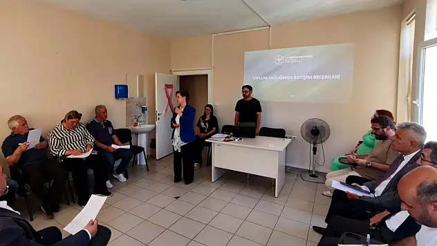 SAHA Akademisi kapsamında muhtarlara ruh sağlığı ve beslenme eğitimi