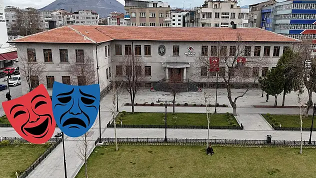 Sahne Melikgazi'de seçmeler başladı – Lise, üniversitesi öğrencileri ve yetişkinlere yeni kurs!