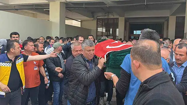 Kahramanmaraş'ta hayatını kaybedenlerin cenazeleri morgdan alındı