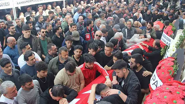 Kahramanmaraş'taki saldırıda hayatını kaybeden 4 öğrenci toprağa verildi