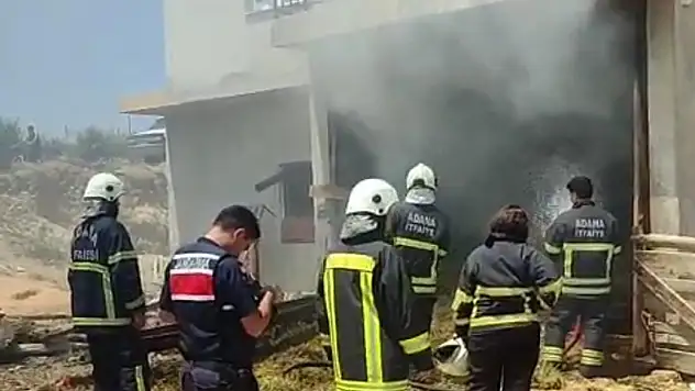 Saman balyaları alevlere teslim oldu