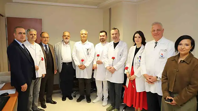 Tıp Bayramı'nda dikkat çeken mesaj: 'En iyi hekim olsanız da yetmez'