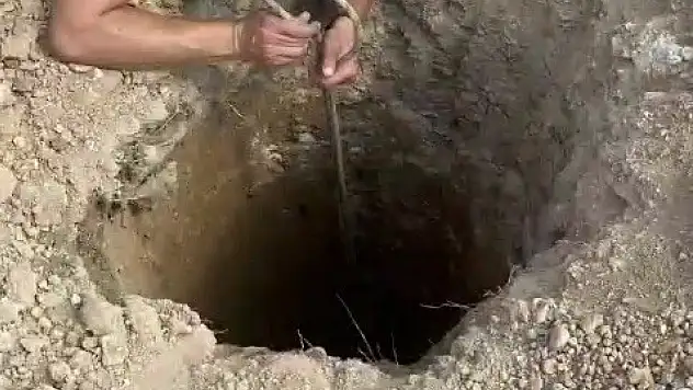 Kuyuda mahsur kalan köpeğin imdadına itfaiye yetişti!