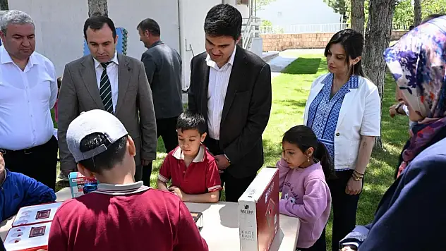 Sarıoğlan'da el emeği ürünler sergilendi!