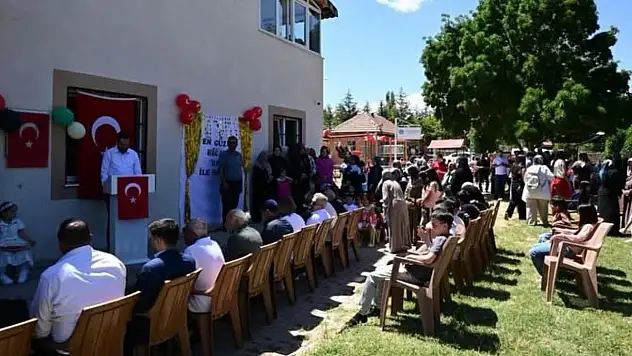 Sarıoğlan'da iki yeni eğitim merkezi hizmete açıldı