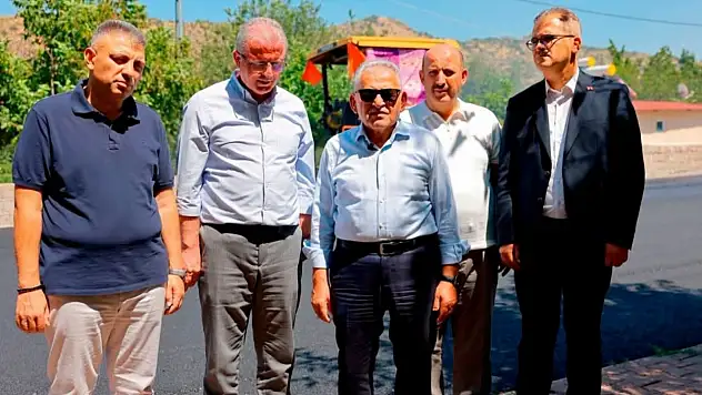 Sazyolu Caddesi'nde asfalt mesaisi! Büyükkılıç çalışmaları yerinde inceledi