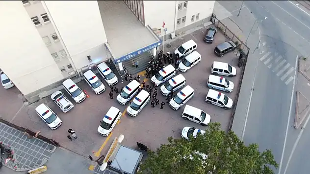 Şehirde nefes kesen operasyon: 113 aranan şahıs yakalandı