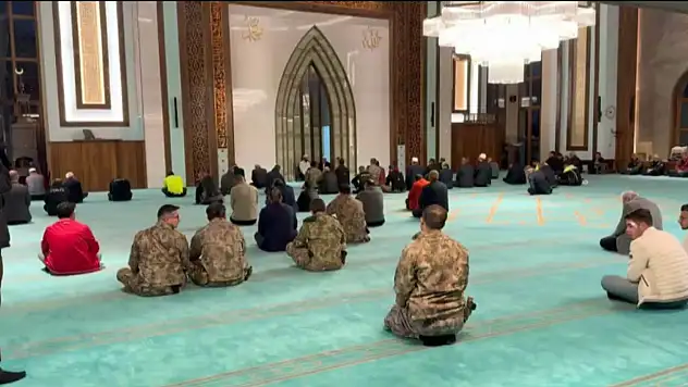 Şehit polis dualarla anıldı