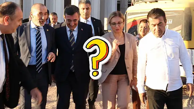 Selahattin Metin, Cumhurbaşkanı Yardımcısı Cevdet Yılmaz ile bir araya geldi: Bakın nereye gittiler!