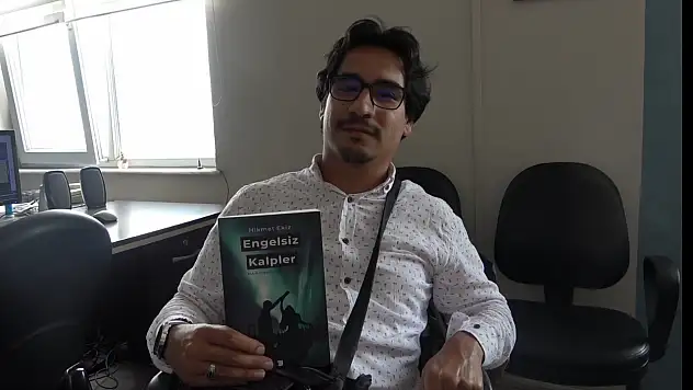 Serebral palsili Hikmet Ekiz'den umut dolu kitap: 'Engelsiz Kalpler'